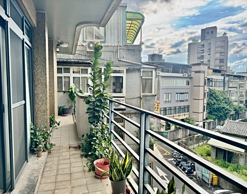 艾登/高檔家具/可寵/房間皆開窗/捷運步行2分半/鬧中取靜 - Image 15