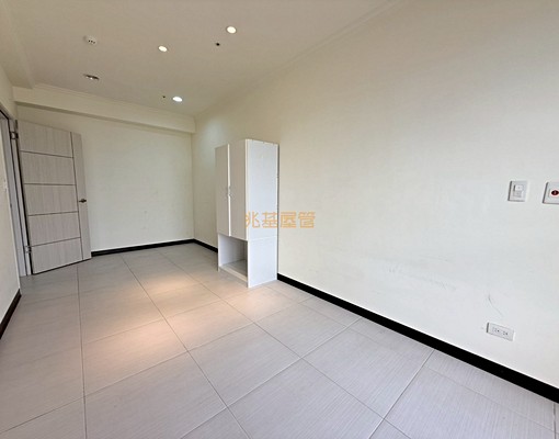 兆基🏡高樓層採光好/可租補兩房/租金含管/看屋+line - Image 3