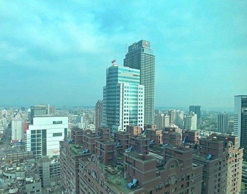高雄85大樓-市景高樓層景觀大套房-可租屋補助 - Image 5