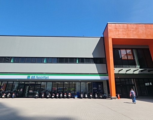 【含車含管35000元】全新中路大三房旁7-11家具可談 - Image 26