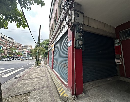 三角窗地點顯目.便利.可住.辦.店.倉.中研新村站牌旁 - Image 9