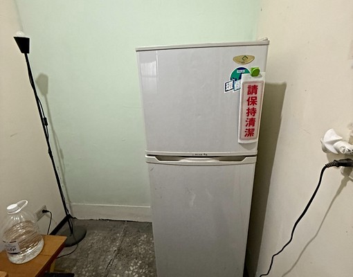 生活機能棒8分鐘新莊站!共生宅雅房(衛浴廚房共用) - Image 4