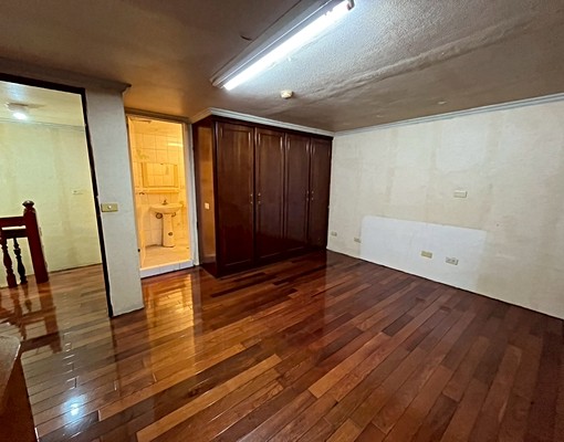 市中心溫馨電梯3房（可租補） - Image 10