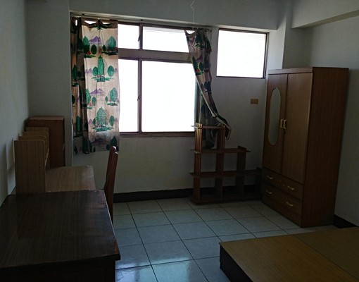 住宅區無電梯公寓5樓,近學區,南北交通便利 - Image 3