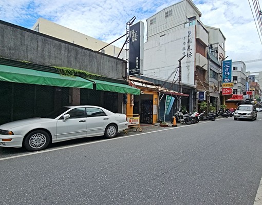 市中心新港街電梯超大套房 - Image 12