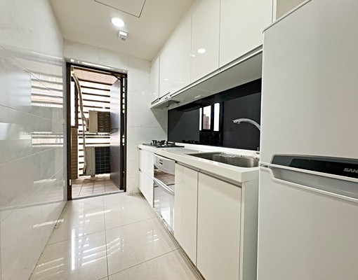 藝文特區總圖書館旁熱鬧南平路上景觀兩房車難得出租衛浴開窗 - Image 8