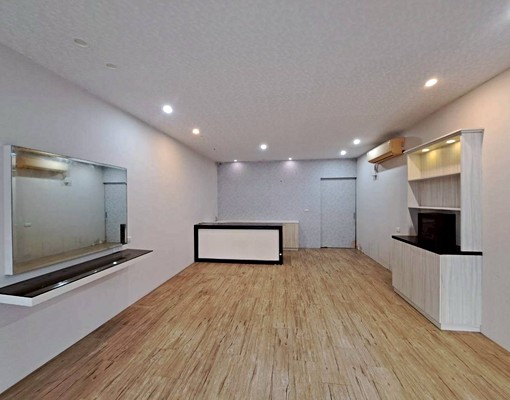 「竹南延平路」臨路店面優質透天 - Image 3
