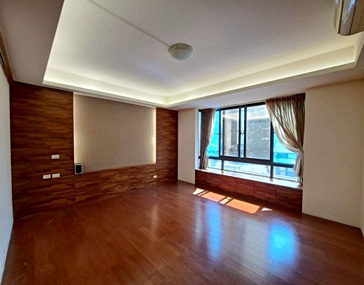 「竹南延平路」臨路店面優質透天 - Image 9
