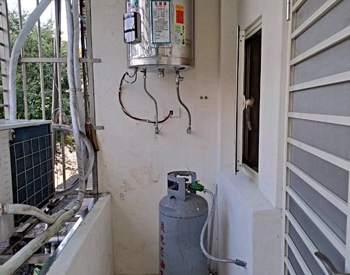 可申請社宅租屋補助公寓3樓3房★鑫典團隊台灣房屋白小姐 - Image 10