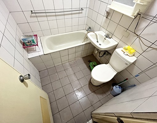 烏日信義街商圈市集首選🌟可租補🌟正一房一廳大坪數🌟秒件 - Image 9