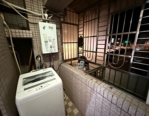 深坑老街/租補入籍/台水電/變頻冷氣/包裹垃圾代收/獨洗曬 - Image 13