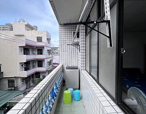 近園區17坪陽台大套房 - Image 2
