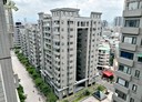 西屯區-逢大路4房2廳，35坪