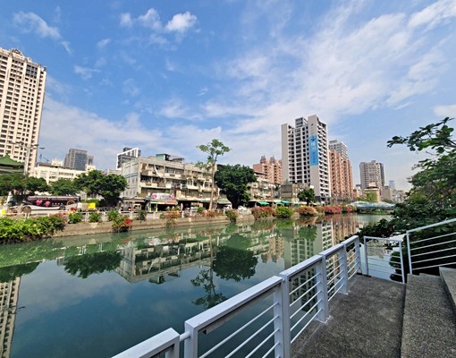 六合夜市電梯套房★三鳳中街/火車站/愛河 - Image 12