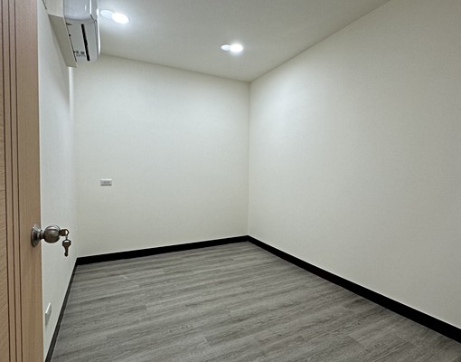 集美街商圈旁2樓近台北火車站西門町全室翻新裝璜 - Image 7