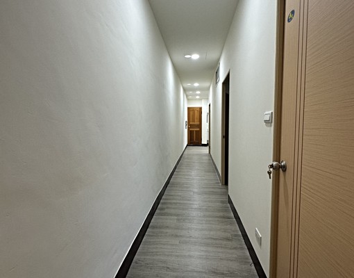 集美街商圈旁2樓近台北火車站西門町全室翻新裝璜 - Image 3