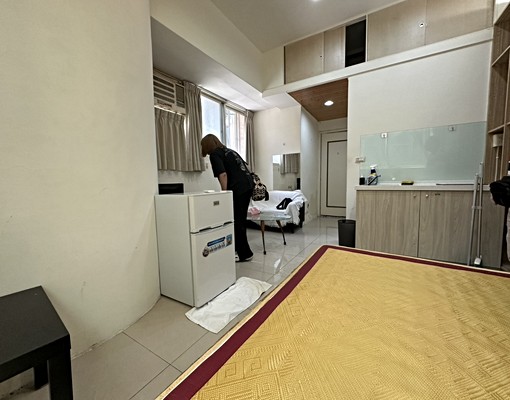 捷運三重站電梯獨立套房可租補入籍可炊新裝修傢俱齊全 - Image 3
