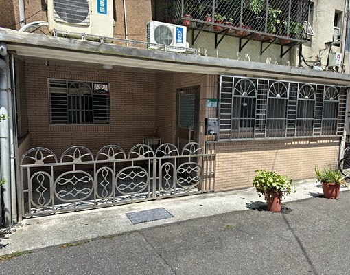 辦公室工作室雙車位近昆陽捷運站 - Image 1