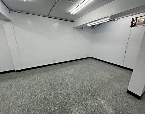 🍎翠華街靈活運用空間公寓一樓🍎方便停車 - Image 2