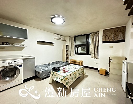 近巨城/一房一廳樓中樓/有電梯/台水台電/垃圾集中/警衛管理 - Image 4