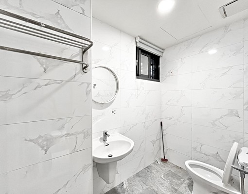 他比較喜歡你💖大面窗採光衛浴窗💖機車位 - Image 10