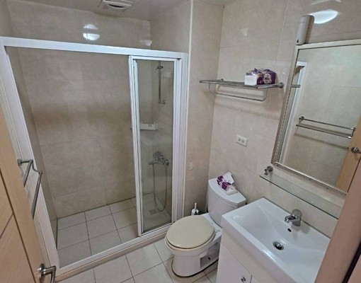 4房2衛雙車位面第二公園採光LUYA學院兩隔壁 - Image 7