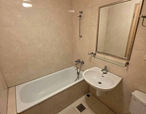 4房2衛雙車位面第二公園採光LUYA學院兩隔壁 - Image 5