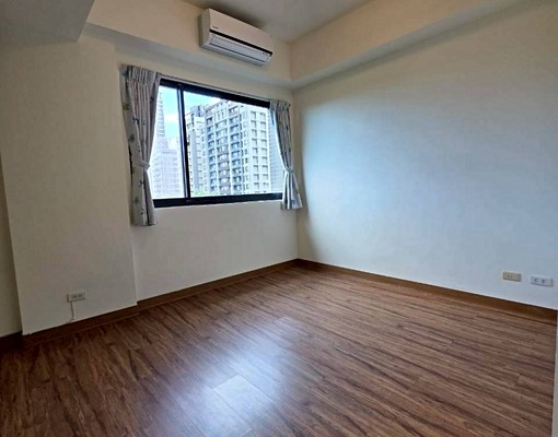 4房2衛雙車位面第二公園採光LUYA學院兩隔壁 - Image 4