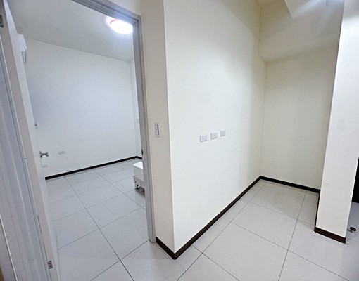 浩瀚風世紀💎兩房大主臥💕高鐵公車方便🔥含平面車位 - Image 8