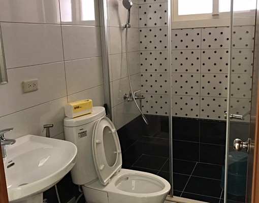 富貴居。謝絕抽菸人士☺️（只能周六、日能帶看） - Image 3