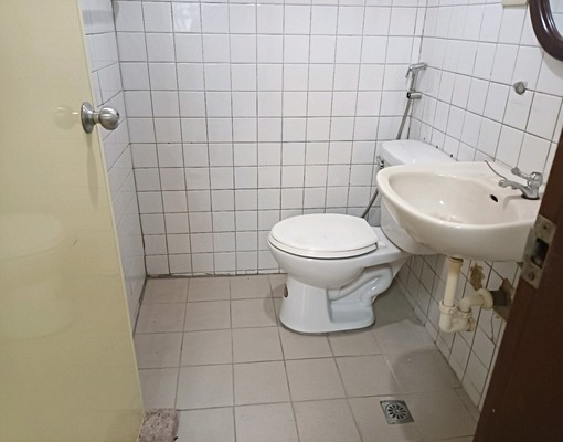 雙捷運亮麗三房兩廳兩衛天然瓦斯附簡易家具 - Image 7