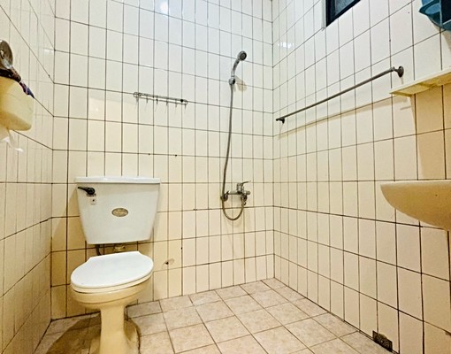 後埔透天1+2樓3樓又加蓋鐵皮屋況佳適合住辦 - Image 4