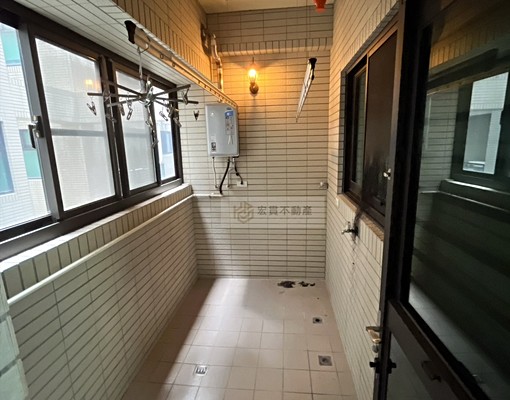 近工研院二重學區採光大三房附平面充電樁車位網路 - Image 13