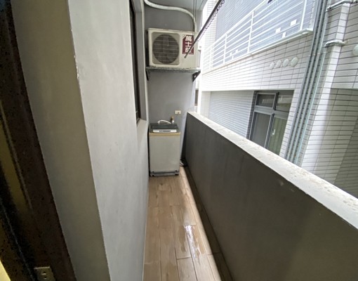 台元-中國醫藥-電梯大套房-免追垃圾 - Image 10