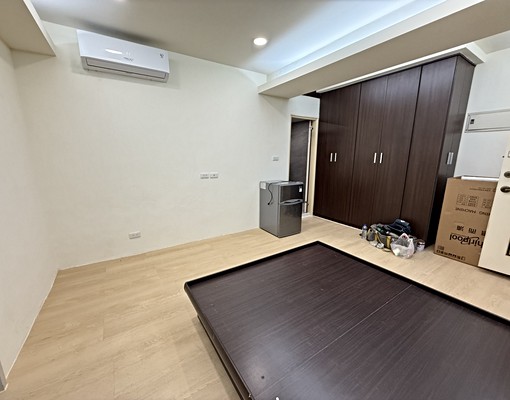 全新裝潢套房/國父紀念館大巨蛋/電梯垃圾代收/可租補免服務費 - Image 2