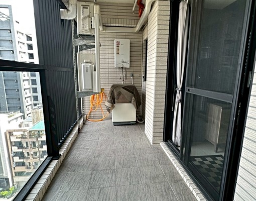 租-市議會捷運站旁高質感2房 - Image 9