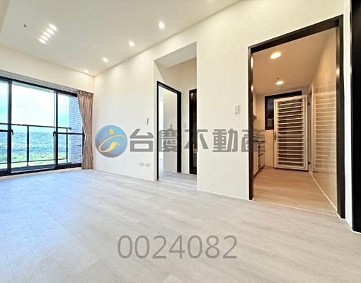 新埔全新美景朝南市政御璽大兩房含管/平車另計/雙陽台/近夜市 - Image 6