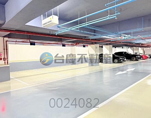 新埔全新美景朝南市政御璽大兩房含管/平車另計/雙陽台/近夜市 - Image 8