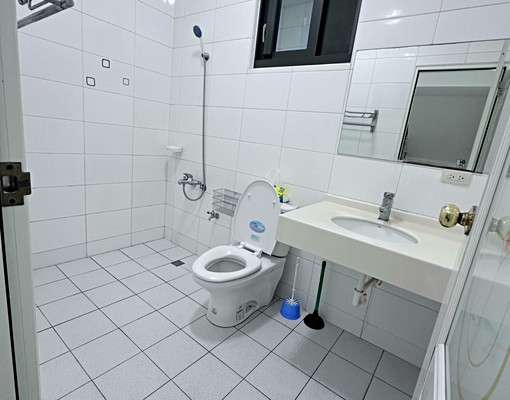 優質透天別墅近虎科大全聯生活機能佳 - Image 4