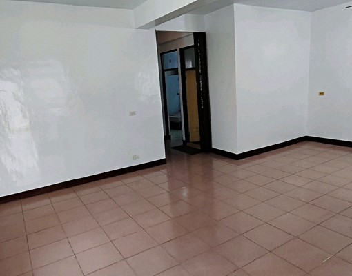 屋主自租霧峰中正超大透天庭院宿舍團屋 - Image 16