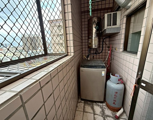 ⭐建功商圈⭐四房⭐房間有獨立電表適合合租 - Image 10