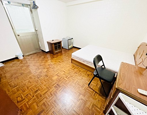 中山國小★女性專屬★垃圾代收★獨洗陽台★台電計費★有電梯 - Image 2