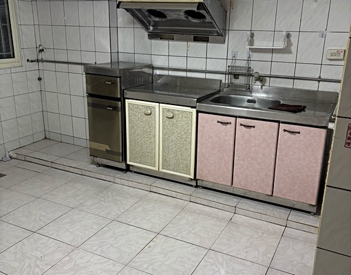 機能方便、新整修透天厝~ - Image 2