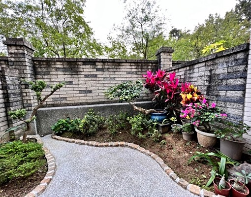 自家花園、園區優質透天四房、自家車位 - Image 6