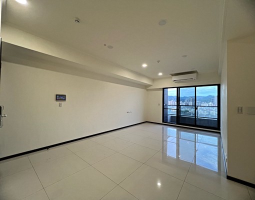 新屋首住、河景3房車、中山高、公園 - Image 3