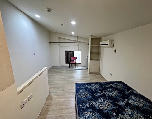 竹科金山街稀有樓中樓可養貓大坪數獨立洗衣機曬衣流理台乾濕分離 - Image 10