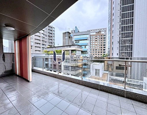 【東門】樓中樓四房宅｜鬧中取靜、精美裝潢、屋齡超新 - Image 12