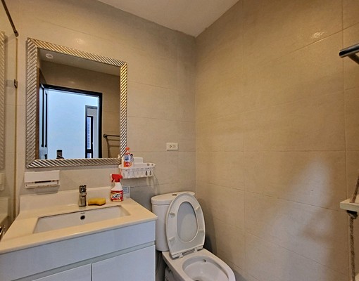 超方正格局~適合小家庭~過馬路到楓康超市~小兩房有浴缸~ - Image 13