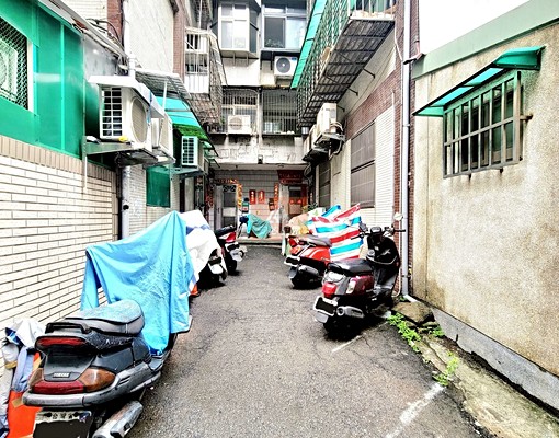 〔板橋〕安靜巷內乾淨明亮舒適套房│一房一衛│可租補♥ - Image 10