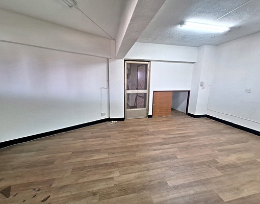 中正大順路口華廈樓頂8樓空屋約8坪工作室 - Image 5